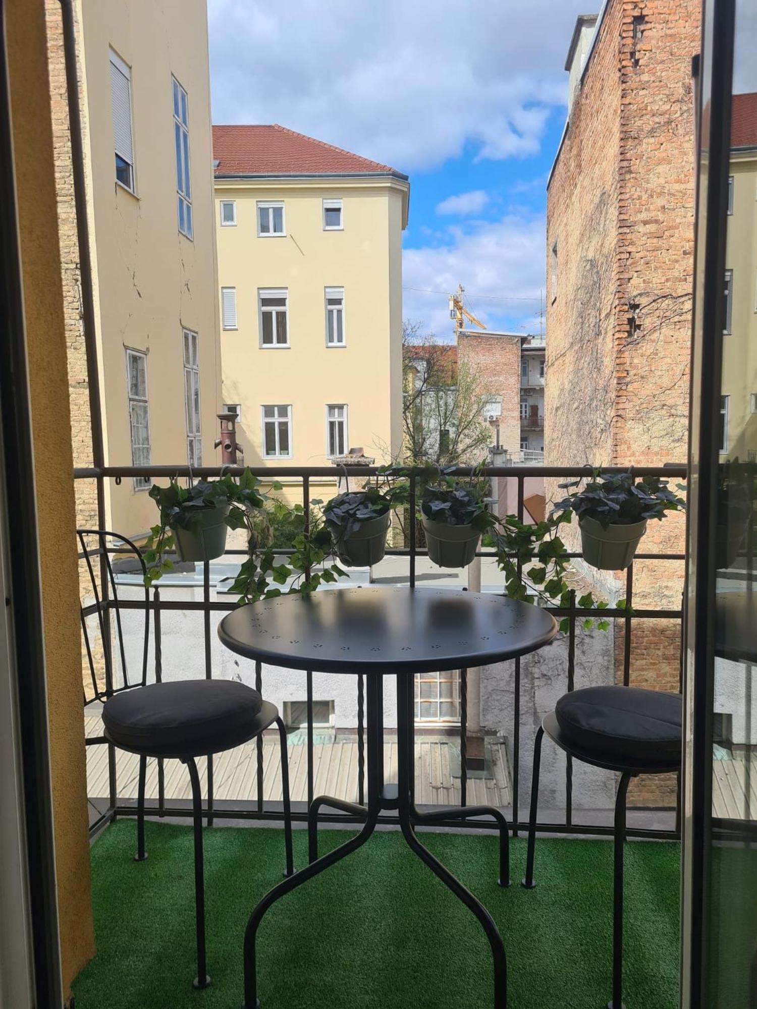 Ferienwohnung Golden Star Zagreb Exterior foto